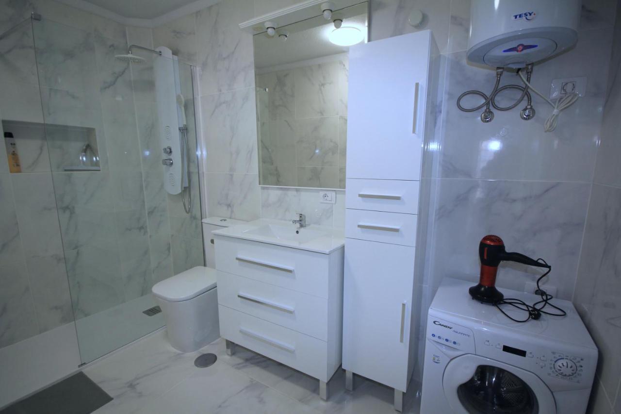 Las Americas - 2 Bedrooms - Flayla-A アロナ エクステリア 写真